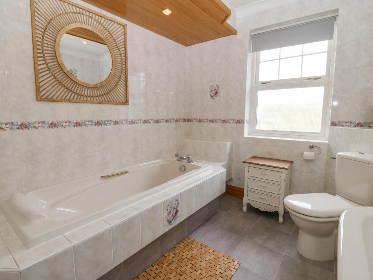 Bwthyn Clai Villa Llangefni Ngoại thất bức ảnh